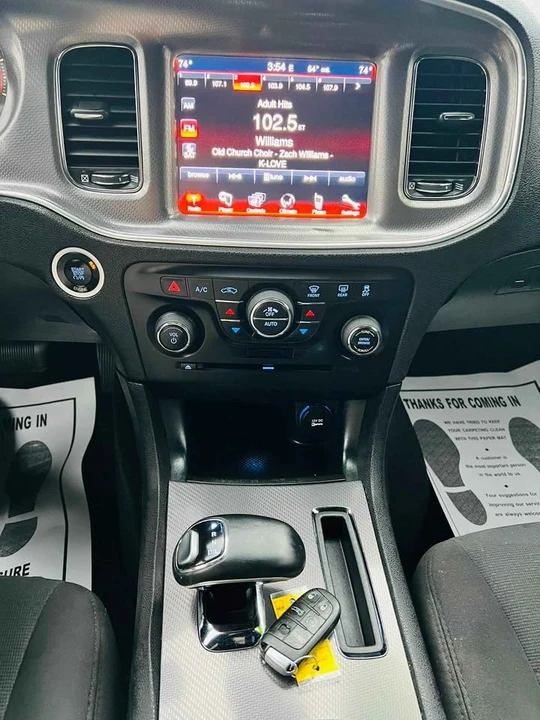 2014 Dodge Charger 7th Gen - Image 10 of 20