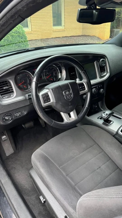 2014 Dodge Charger 7th Gen - Image 7 of 7