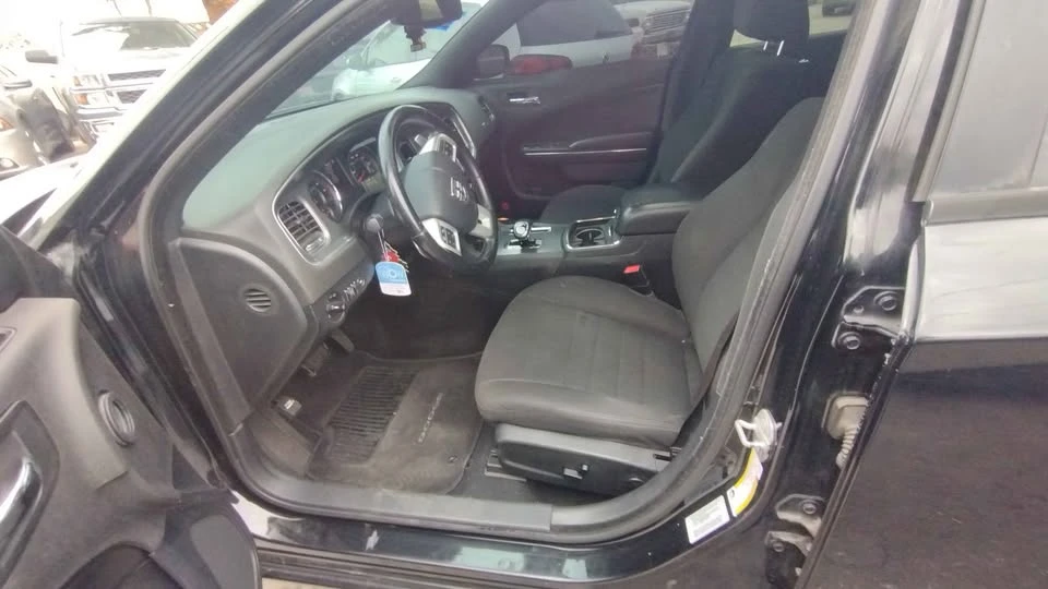 2014 Dodge Charger 7th Gen - Image 5 of 6