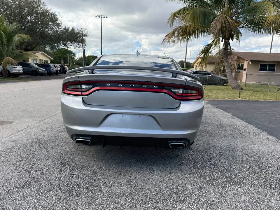 2014 Dodge Charger 7th Gen - Image 5 of 14