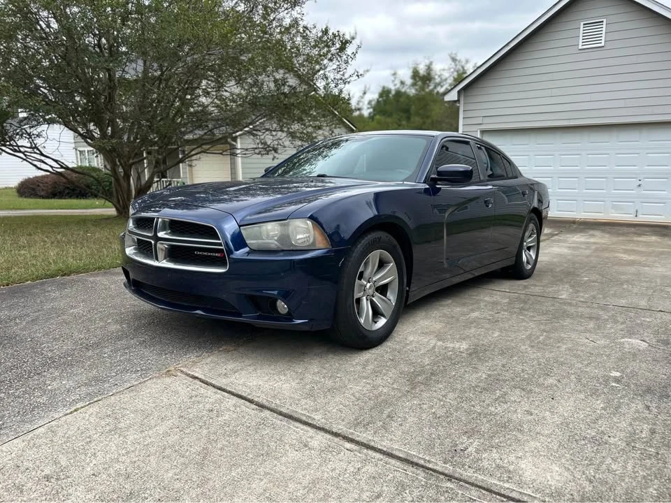 2014 Dodge Charger 7th Gen - Image 2 of 14