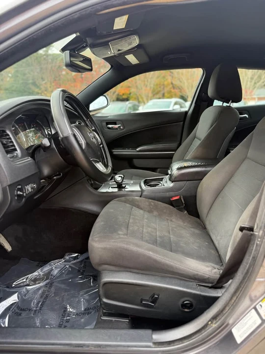 2014 Dodge Charger 7th Gen - Image 11 of 19