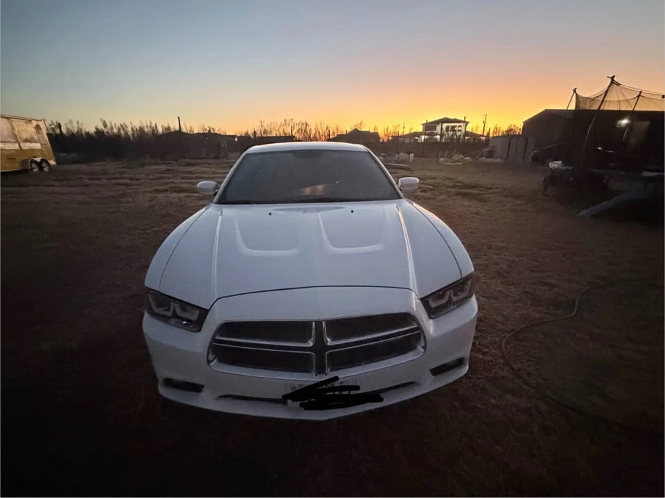 2014 Dodge Charger 7th Gen - Image 3 of 4