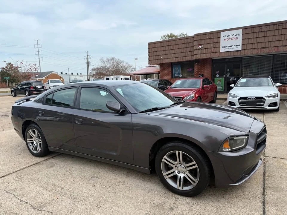 2014 Dodge Charger 7th Gen - Image 4 of 19