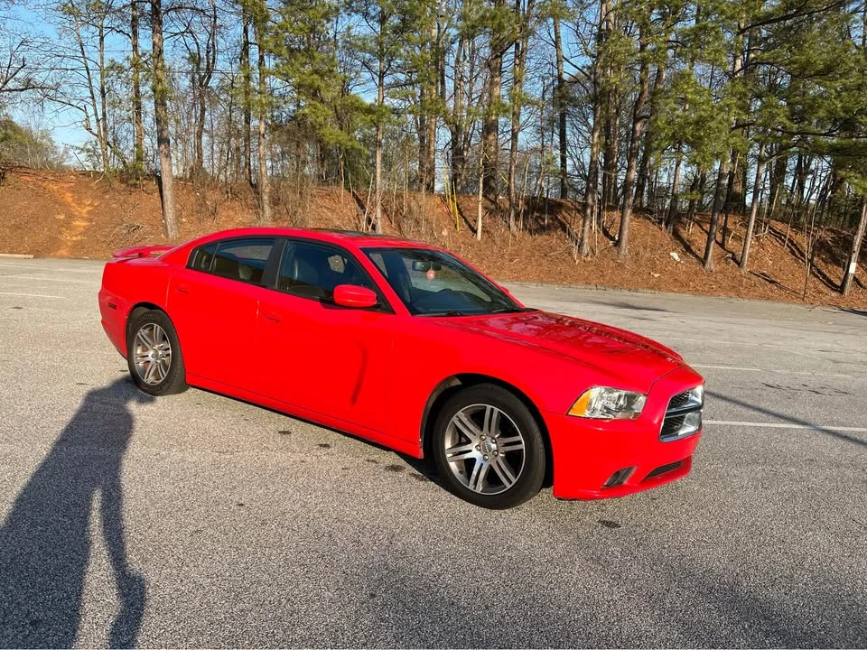 2014 Dodge Charger 7th Gen - Image 5 of 11
