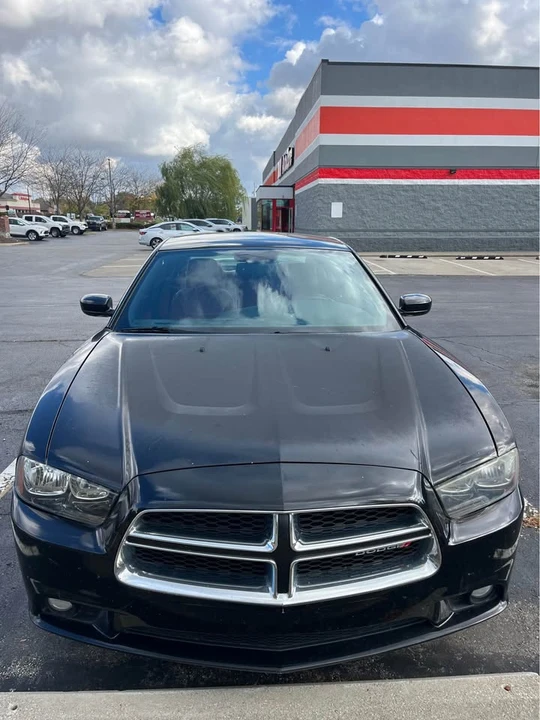 2014 Dodge Charger 7th Gen - Image 5 of 9