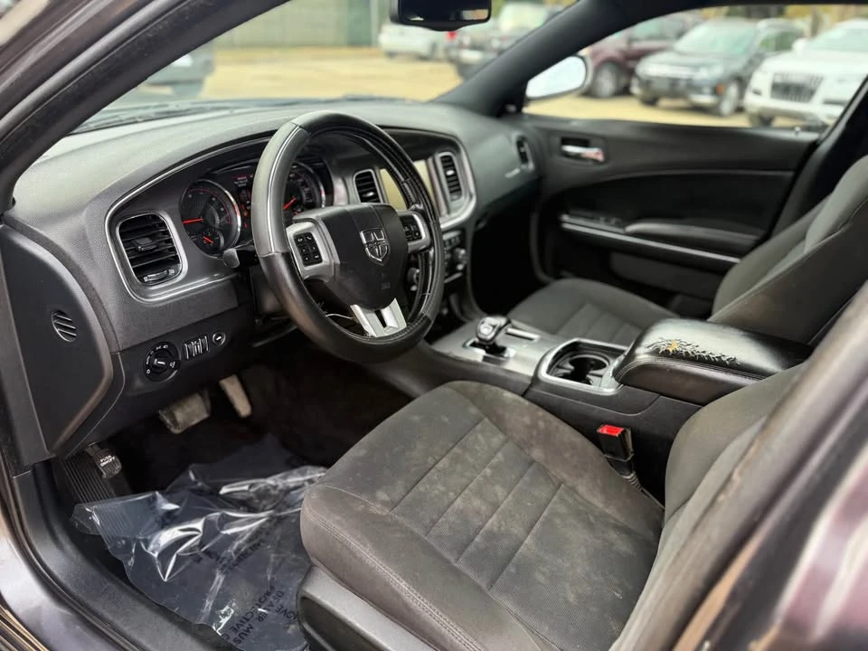 2014 Dodge Charger 7th Gen - Image 10 of 19