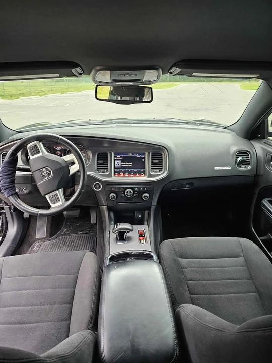 2014 Dodge Charger 7th Gen - Image 8 of 10