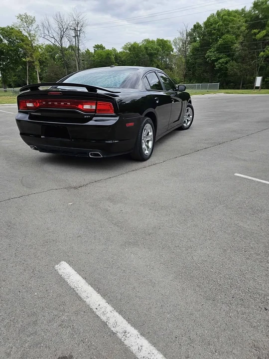 2014 Dodge Charger 7th Gen - Image 4 of 10