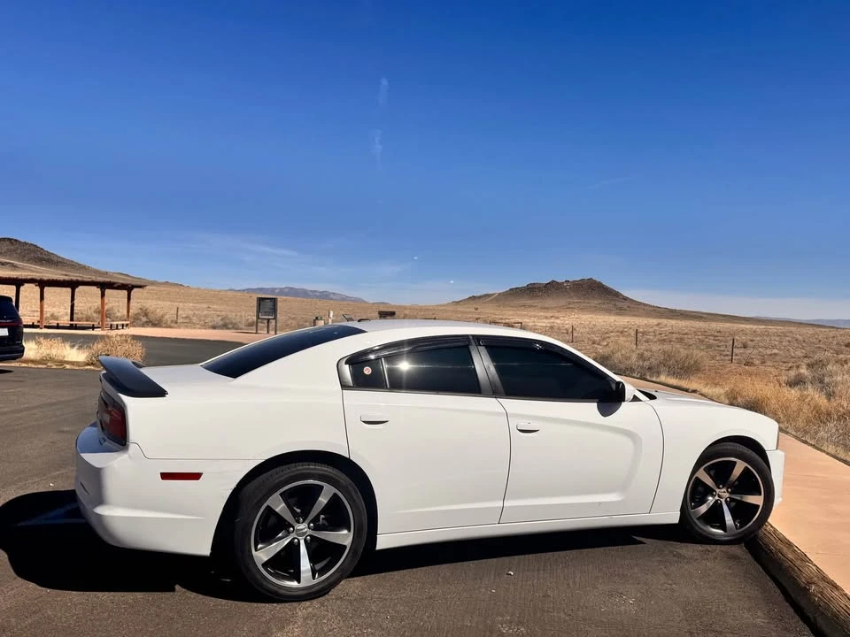 2014 Dodge Charger 7th Gen - Image 12 of 18