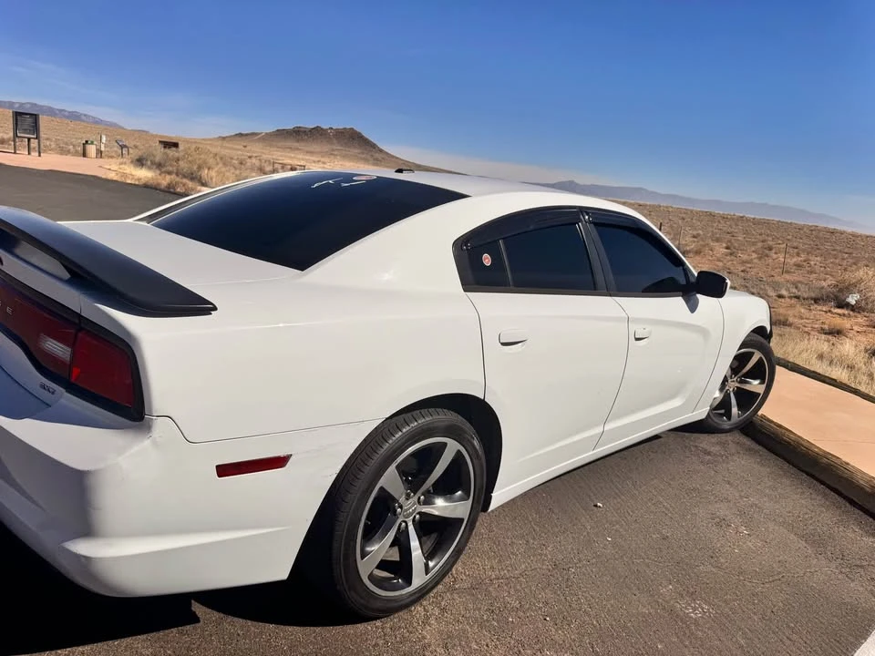 2014 Dodge Charger 7th Gen - Image 4 of 18