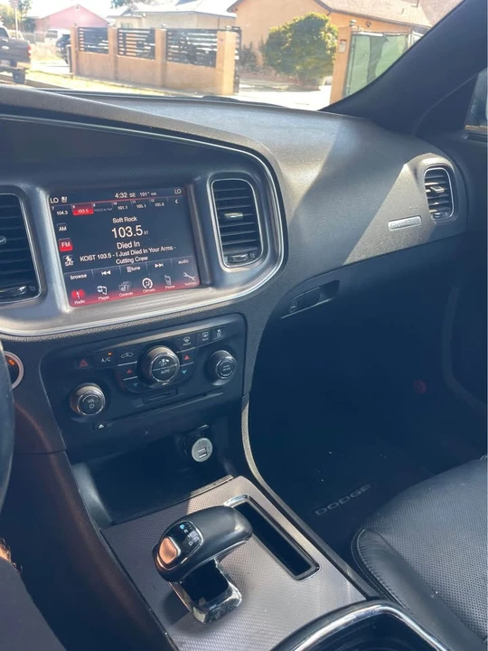 2014 Dodge Charger 7th Gen - Image 7 of 8