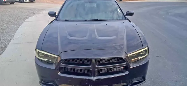 2014 Dodge Charger SXT Sedan 4D