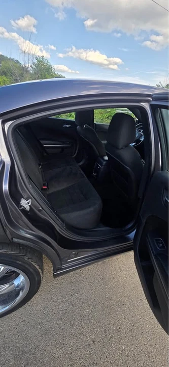 2014 Dodge Charger 7th Gen - Image 15 of 20