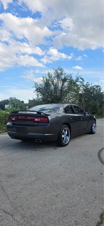 2014 Dodge Charger 7th Gen - Image 11 of 20