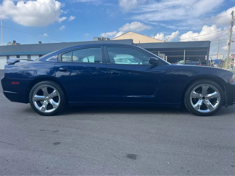 2014 Dodge Charger 7th Gen - Image 5 of 13