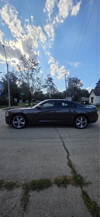 2014 Dodge Charger 7th Gen - Image 14 of 20