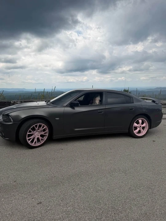 2014 Dodge Charger 7th Gen - Image 5 of 12