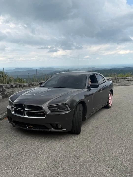 2014 Dodge Charger 7th Gen - Image 3 of 12