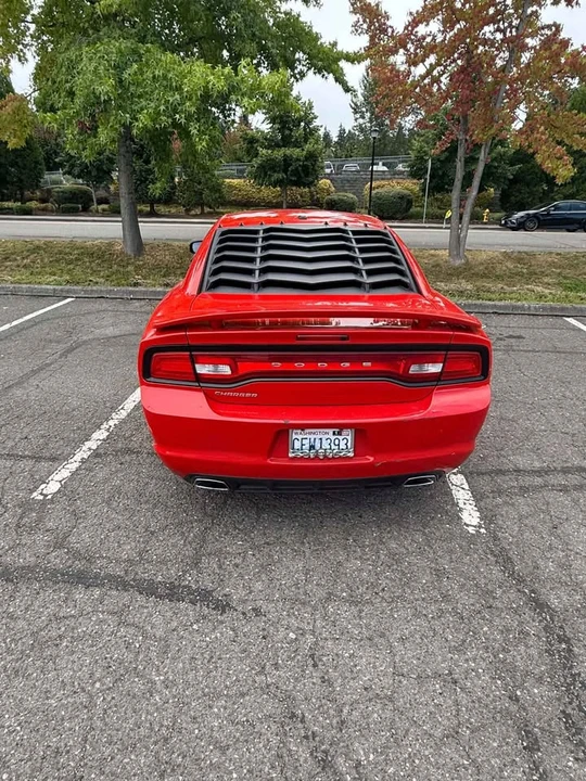 2014 Dodge Charger 7th Gen - Image 5 of 12