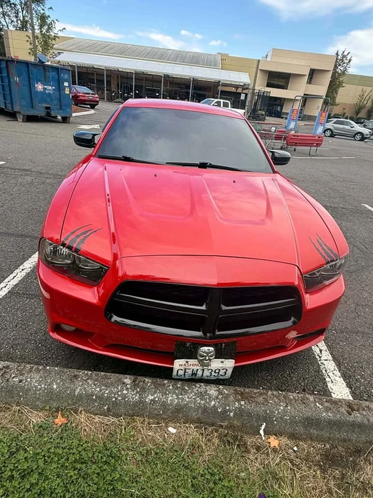 2014 Dodge Charger 7th Gen - Image 2 of 12