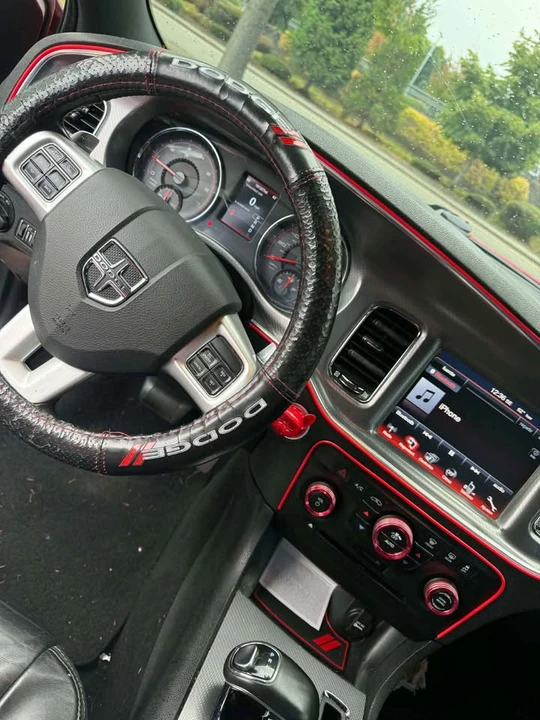 2014 Dodge Charger 7th Gen - Image 10 of 12