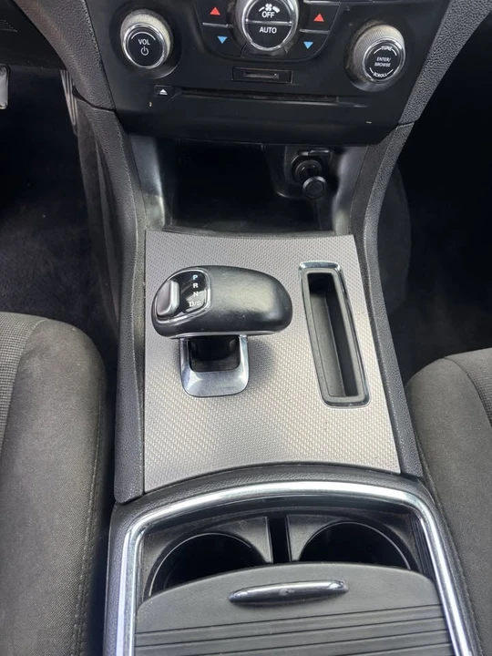 2014 Dodge Charger 7th Gen - Image 11 of 20