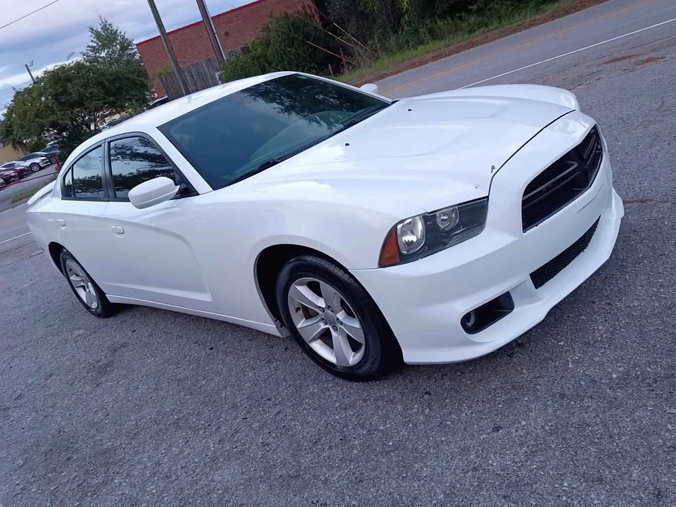 2014 Dodge Charger 7th Gen - Image 8 of 11