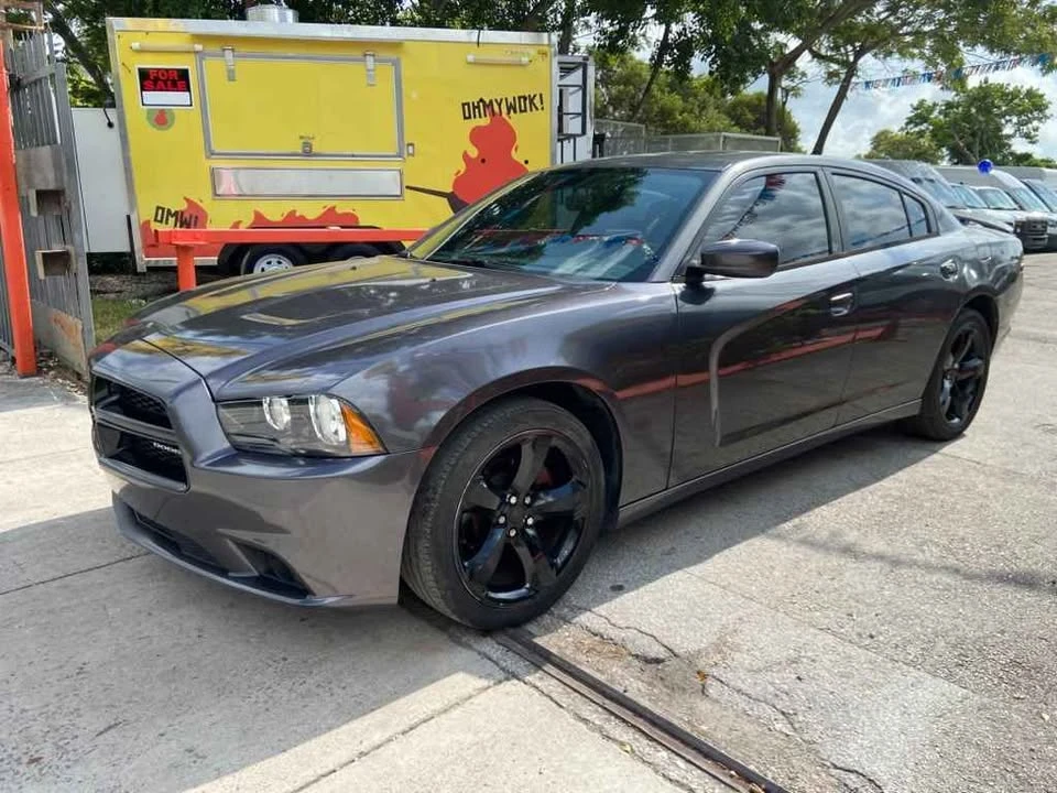 2014 Dodge Charger 7th Gen - Image 2 of 9