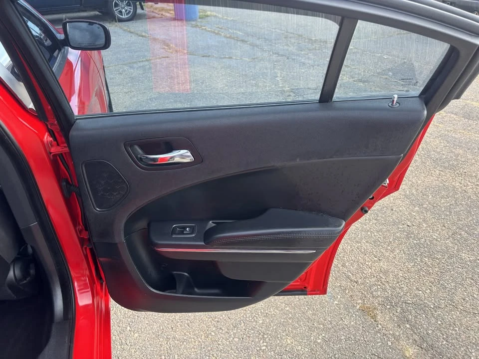 2014 Dodge Charger 7th Gen - Image 16 of 20