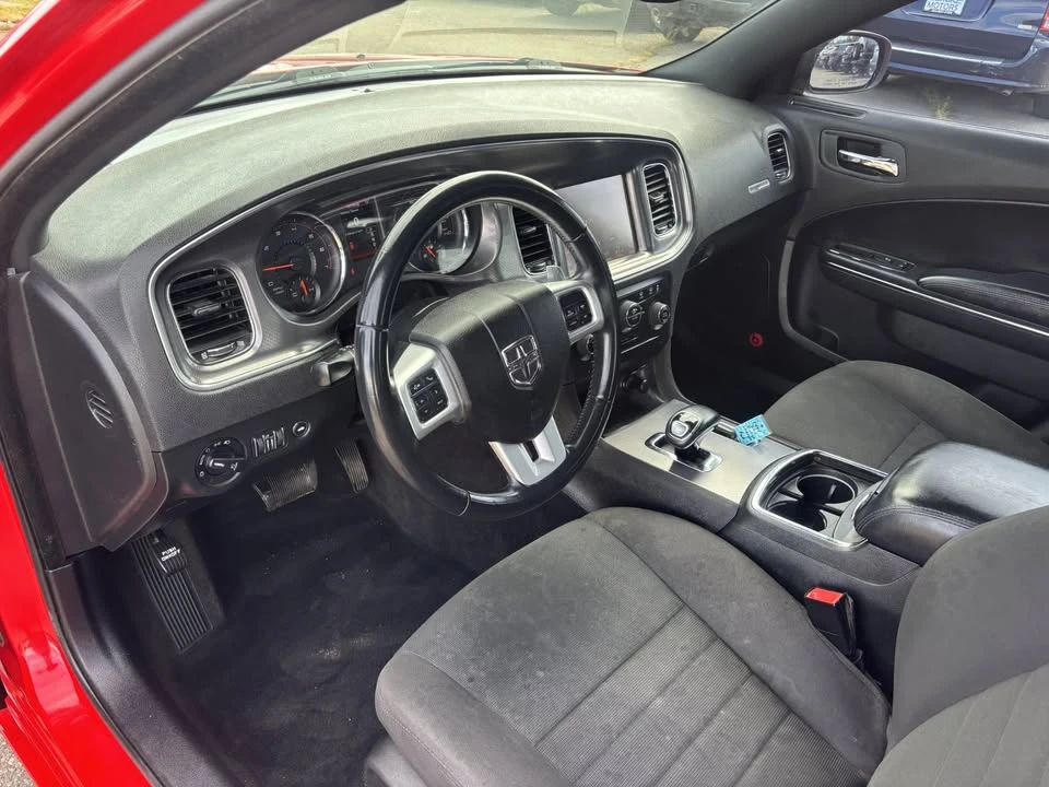 2014 Dodge Charger 7th Gen - Image 10 of 20