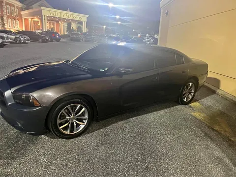 2014 Dodge Charger SXT Sedan 4D