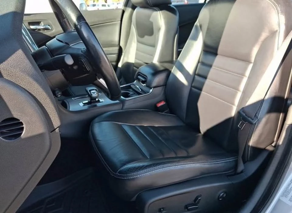 2014 Dodge Charger 7th Gen - Image 10 of 13