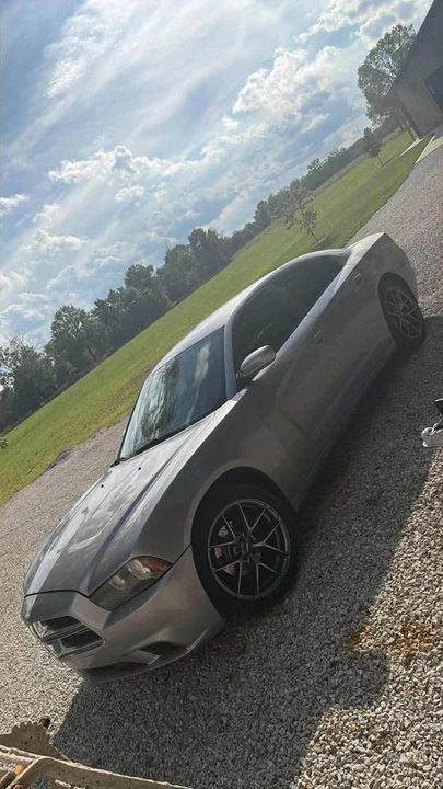 2014 Dodge Charger 7th Gen - Image 2 of 12