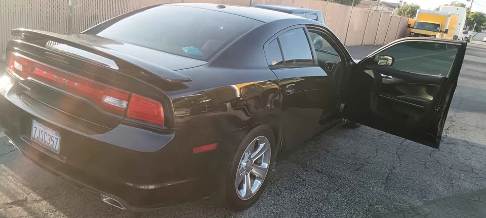 2014 Dodge Charger 7th Gen - Image 5 of 7