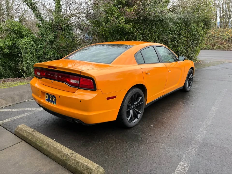 2014 Dodge Charger 7th Gen - Image 4 of 7