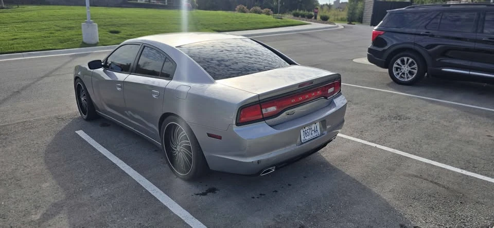 2014 Dodge Charger 7th Gen - Image 5 of 17