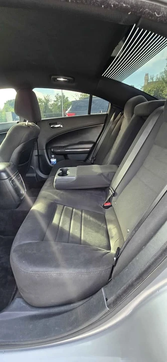 2014 Dodge Charger 7th Gen - Image 10 of 17