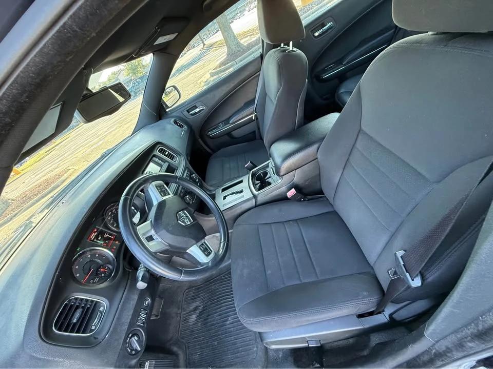 2014 Dodge Charger 7th Gen - Image 10 of 16