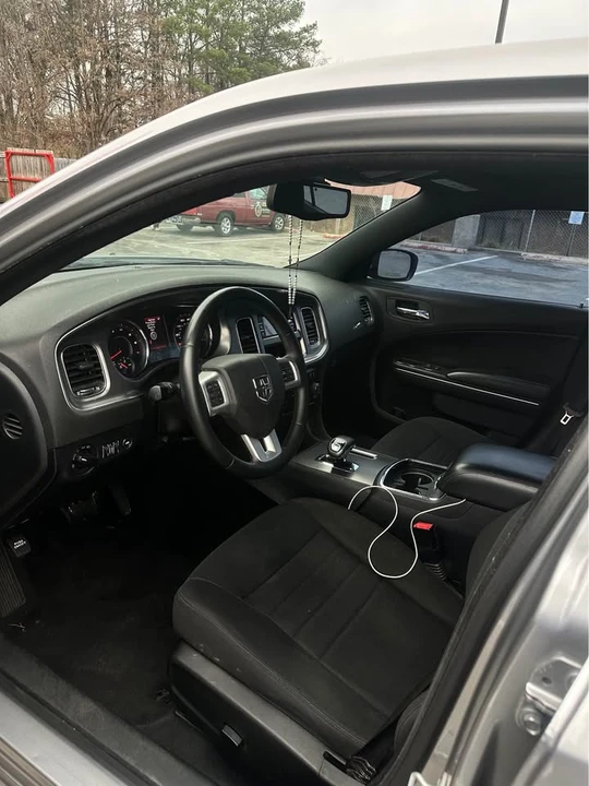 2014 Dodge Charger 7th Gen - Image 2 of 2