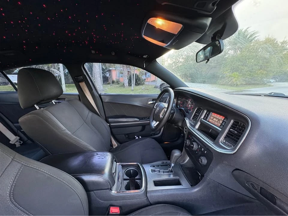 2014 Dodge Charger 7th Gen - Image 7 of 9