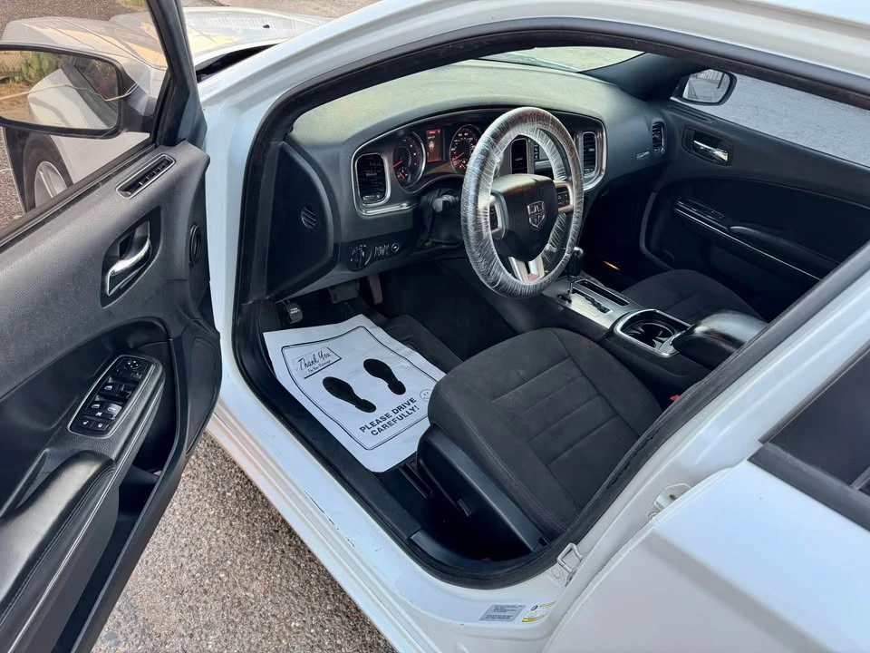 2014 Dodge Charger 7th Gen - Image 8 of 11
