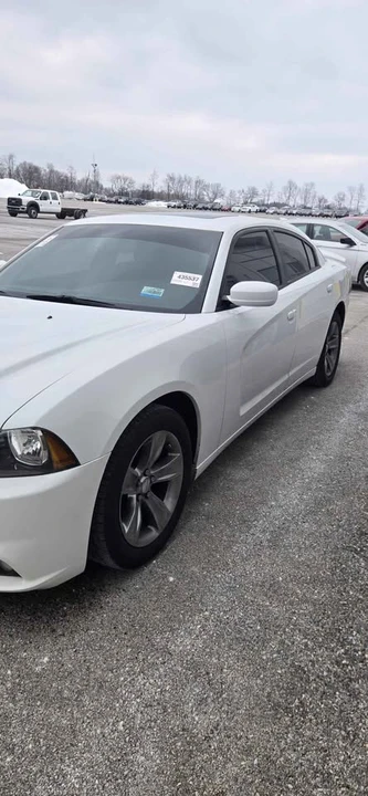 2014 Dodge Charger 7th Gen - Image 12 of 14