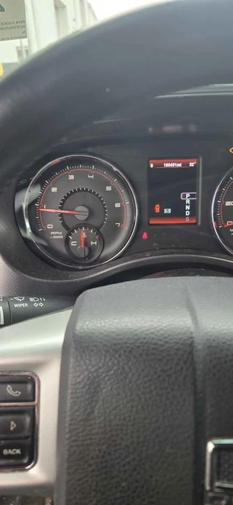 2014 Dodge Charger 7th Gen - Image 2 of 14