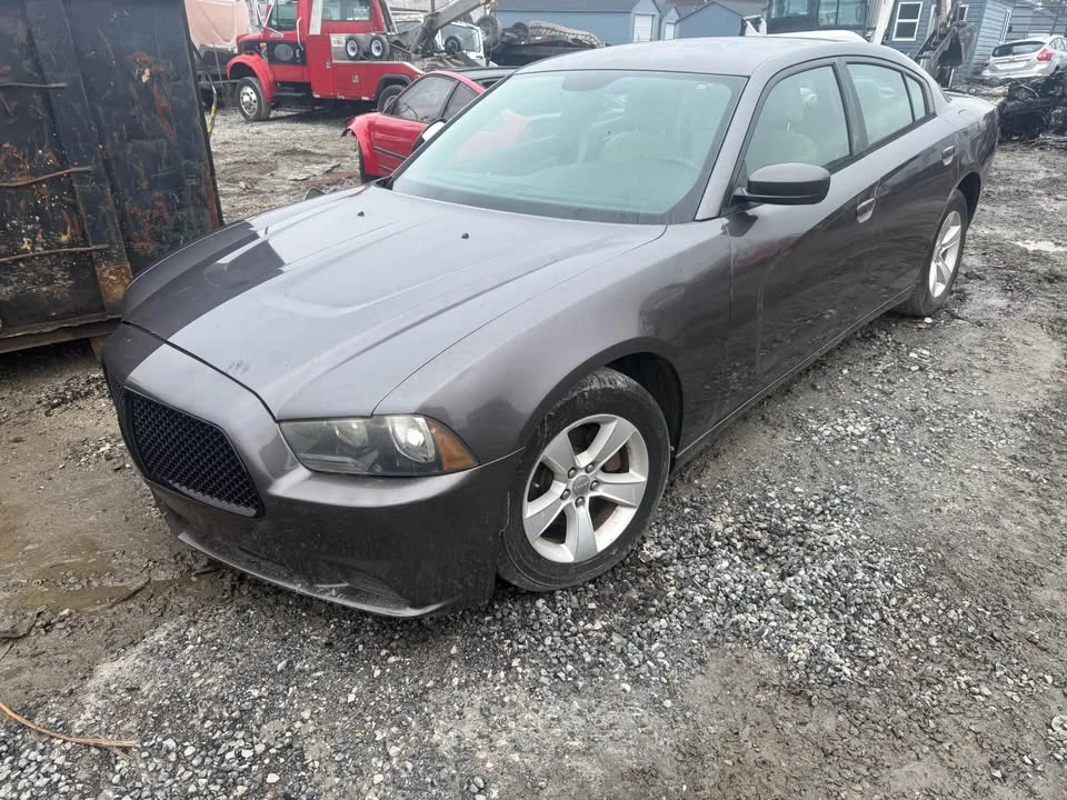 2014 Dodge Charger 7th Gen - Image 5 of 6