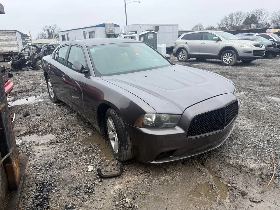 2014 Dodge Charger 7th Gen - Image 4 of 6