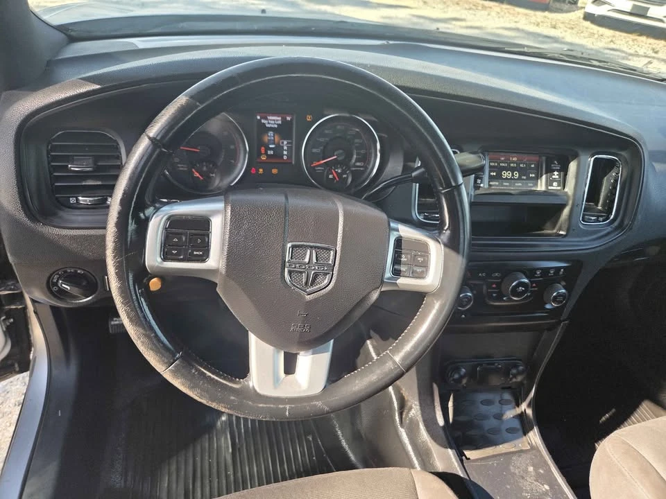 2014 Dodge Charger 7th Gen - Image 8 of 9