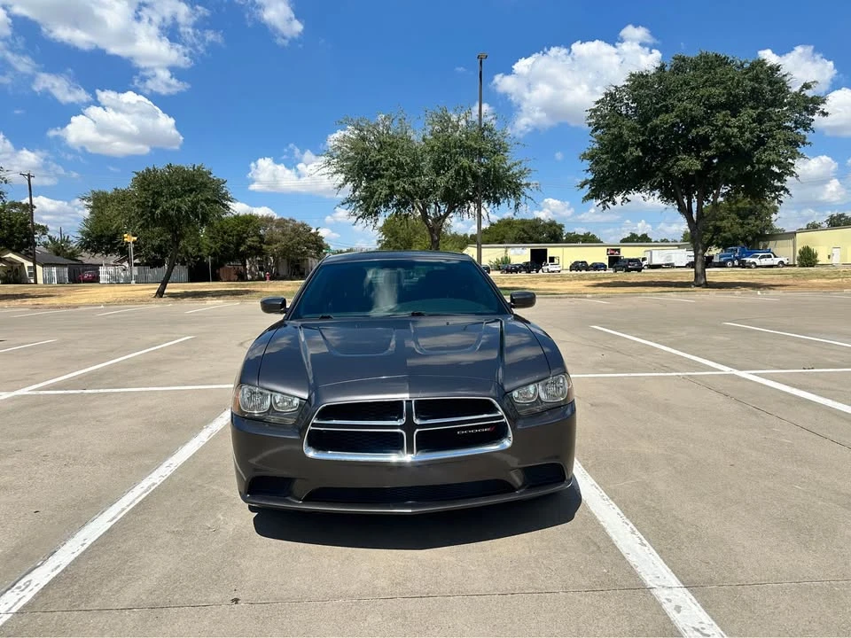 2014 Dodge Charger 7th Gen - Image 2 of 13