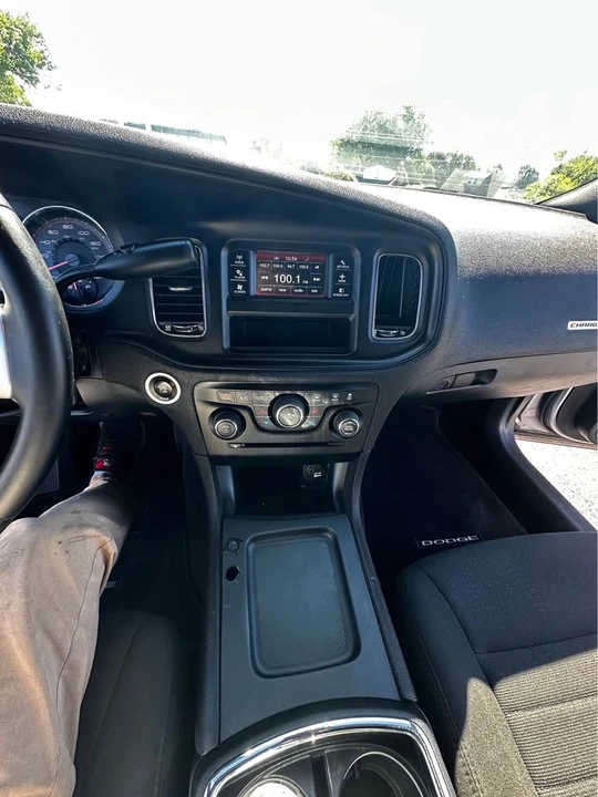 2014 Dodge Charger 7th Gen - Image 11 of 18