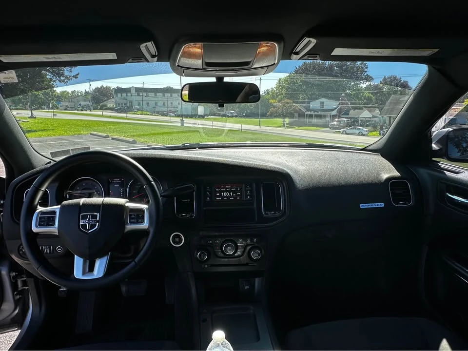 2014 Dodge Charger 7th Gen - Image 10 of 18